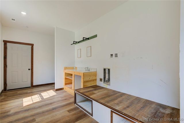 8030 Ridge Way Rd, Georgetown, IN 47122