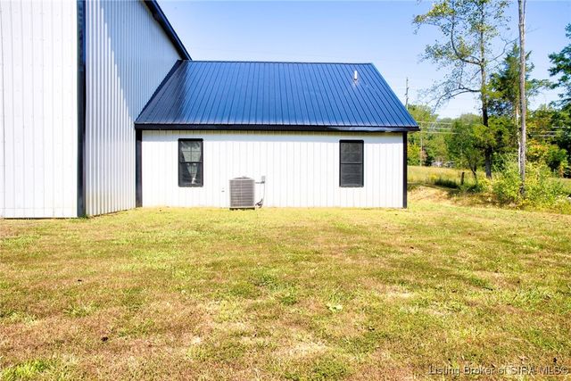 8030 Ridge Way Rd, Georgetown, IN 47122