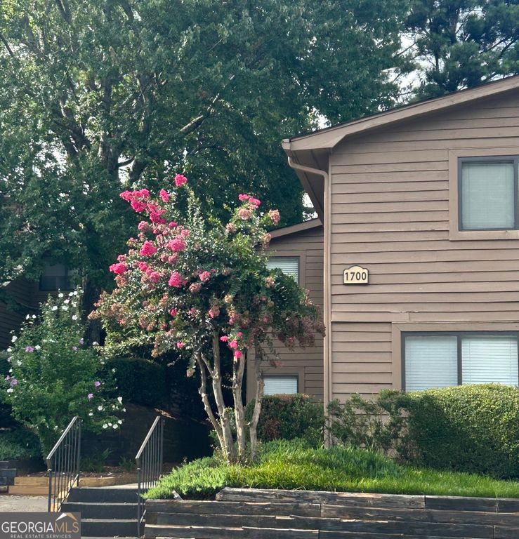1702 Parkaire Crossing 1700, Marietta, GA 30068