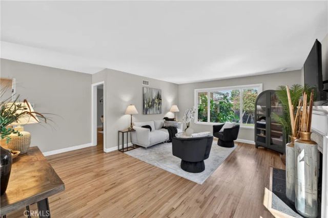 2225 E Grove Avenue, Orange, CA 92867