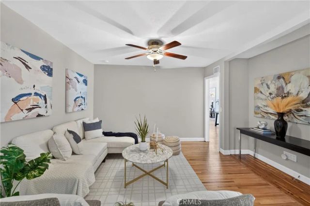 2225 E Grove Avenue, Orange, CA 92867