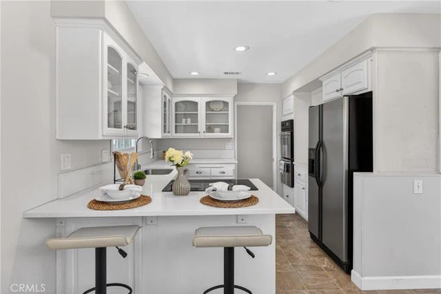 2225 E Grove Avenue, Orange, CA 92867