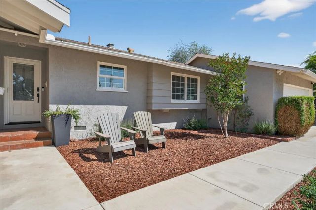 2225 E Grove Avenue, Orange, CA 92867