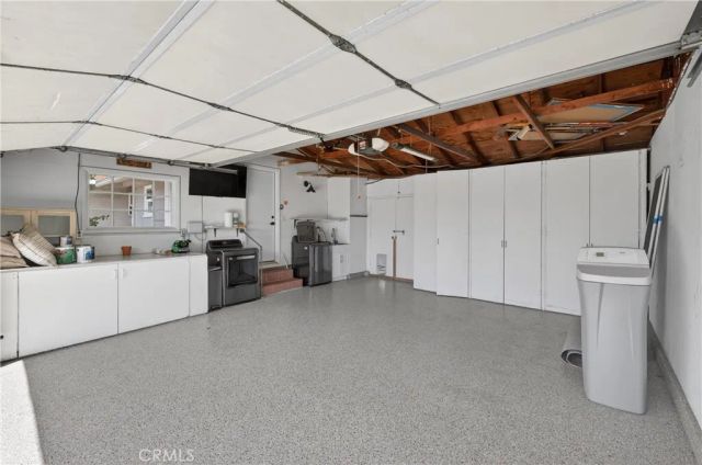 2225 E Grove Avenue, Orange, CA 92867