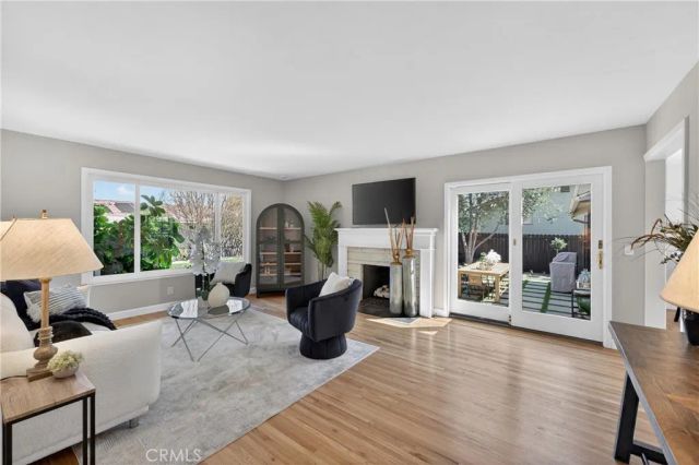 2225 E Grove Avenue, Orange, CA 92867