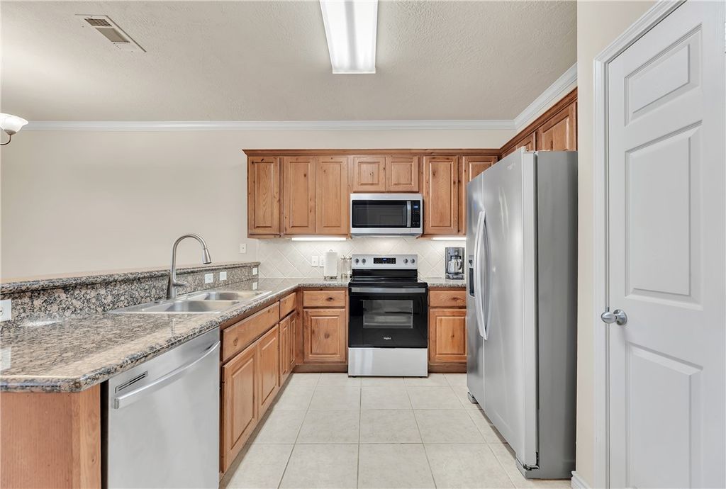 327 Forest Drive, College Station, TX 77840 — photo 3