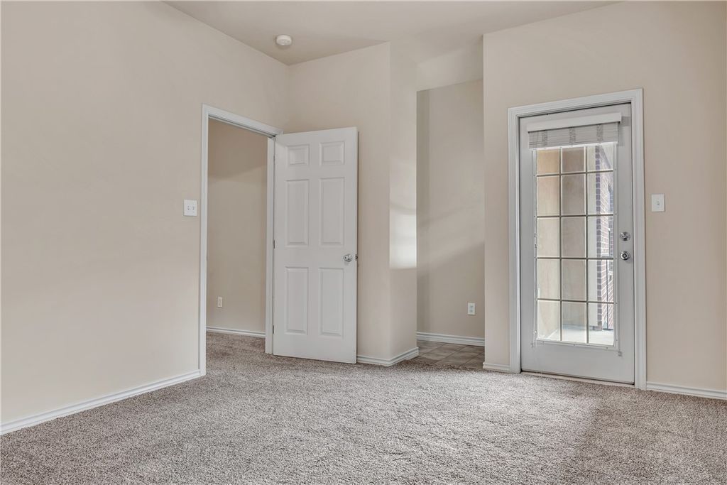 327 Forest Drive, College Station, TX 77840 — photo 4