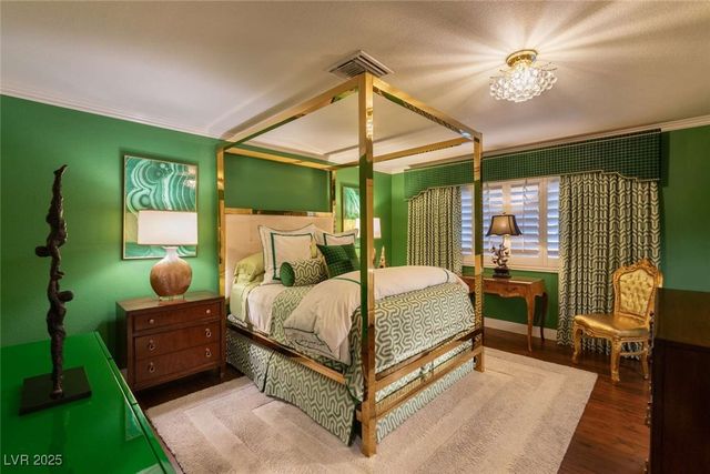 2030 Mohigan Way, Las Vegas, NV 89169