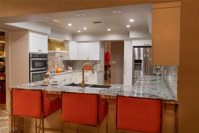 2030 Mohigan Way, Las Vegas, NV 89169