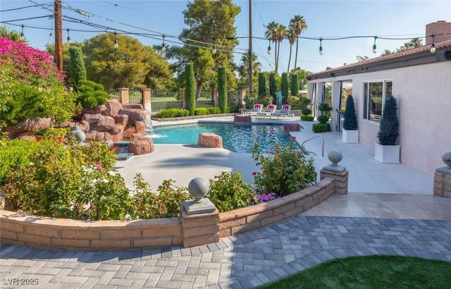 2030 Mohigan Way, Las Vegas, NV 89169