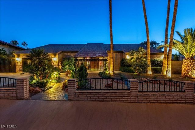 2030 Mohigan Way, Las Vegas, NV 89169