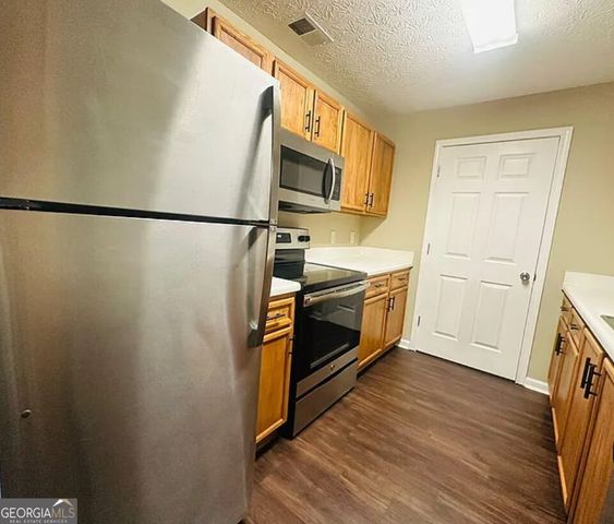 3221 Fairington Drive, Lithonia, GA 30038