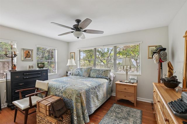 9403 N EDISON AVENUE, Tampa, FL 33612