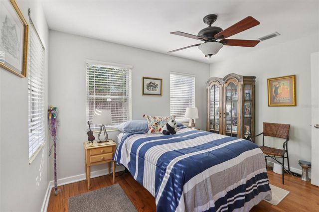 9403 N EDISON AVENUE, Tampa, FL 33612