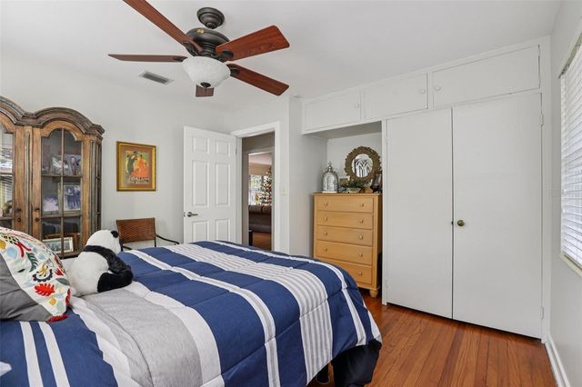 9403 N EDISON AVENUE, Tampa, FL 33612