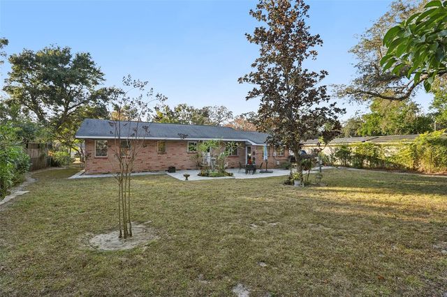 9403 N EDISON AVENUE, Tampa, FL 33612