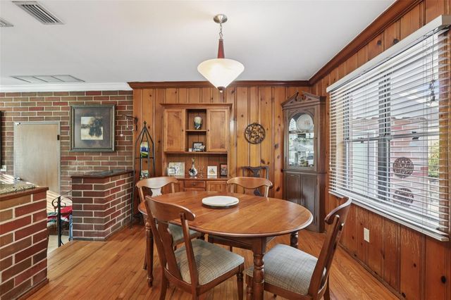 9403 N EDISON AVENUE, Tampa, FL 33612