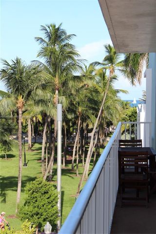 158 Ocean Drive 206, Miami Beach, FL 33139