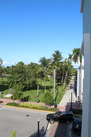 158 Ocean Drive 206, Miami Beach, FL 33139