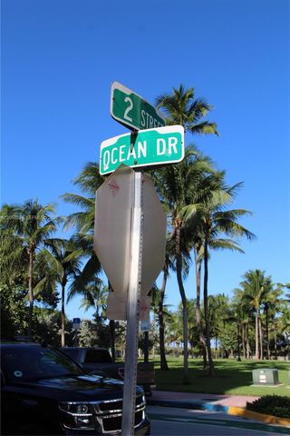 158 Ocean Drive 206, Miami Beach, FL 33139