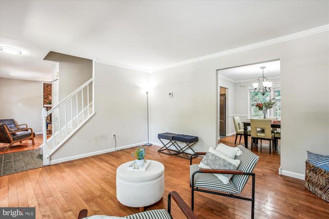 16082 DEER PARK DR, Dumfries, VA 22025