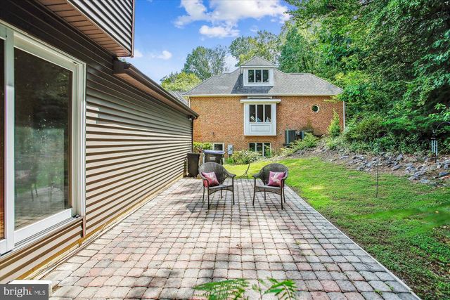 16082 DEER PARK DR, Dumfries, VA 22025