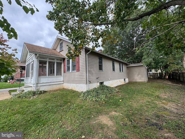 9 SILVIEW AVE, Wilmington, DE 19804