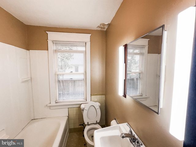9 SILVIEW AVE, Wilmington, DE 19804