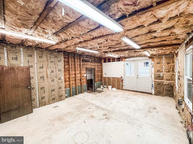 9 SILVIEW AVE, Wilmington, DE 19804