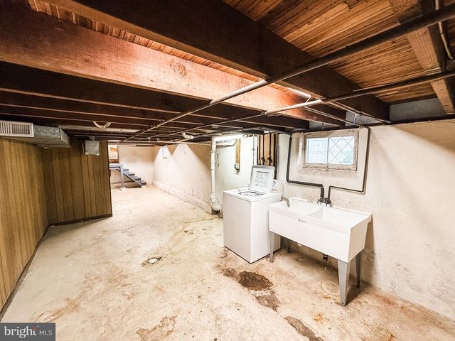 9 SILVIEW AVE, Wilmington, DE 19804