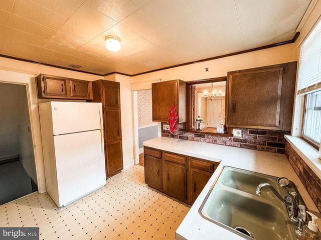9 SILVIEW AVE, Wilmington, DE 19804