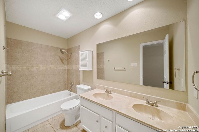 9844 FORTUNE RIDGE DR, Converse, TX 78109