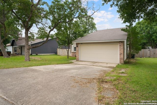 9844 FORTUNE RIDGE DR, Converse, TX 78109