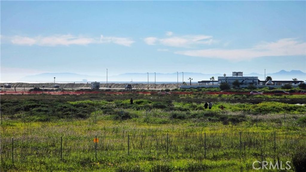 4001 Warner, Huntington Beach, CA 92649