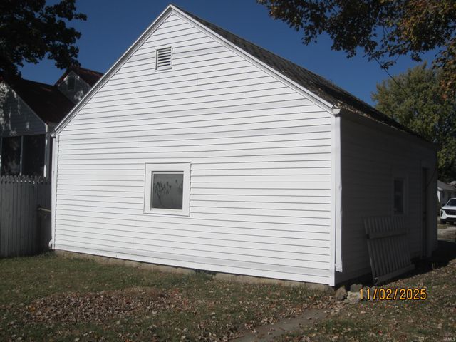 1515 W 4th Street, Marion, IN 46952