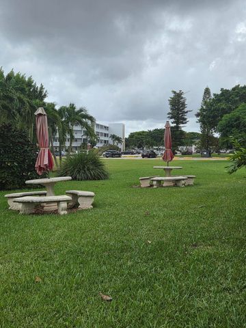 54 Newport Court c, Deerfield Beach, FL 33442