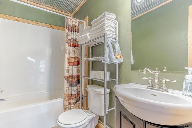 1815 Stubblefield Rd, Pocahontas, AR 72455