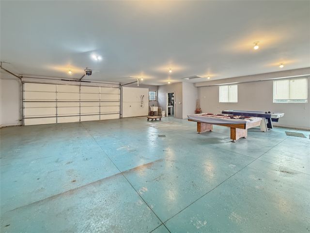 15368 Newbold Street, Indianola, IA 50125