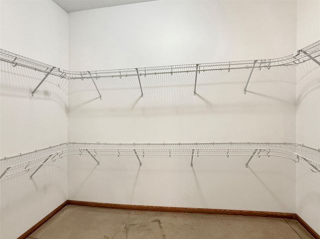 15368 Newbold Street, Indianola, IA 50125