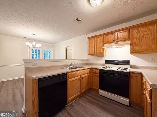 10543 Crabtree Drive, Jonesboro, GA 30238
