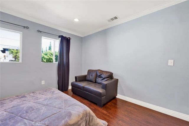 1318 N Alexandria Avenue, Los Angeles, CA 90027