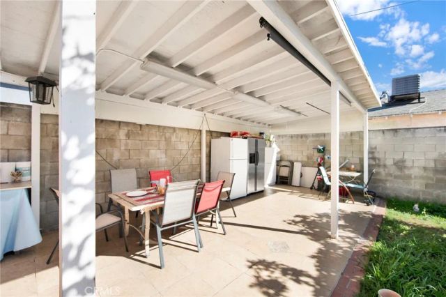 1318 N Alexandria Avenue, Los Angeles, CA 90027