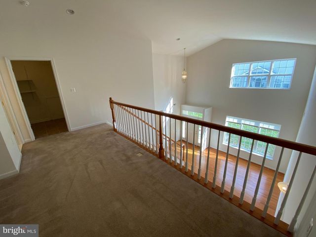 1012 MAUREEN DR, Fredericksburg, VA 22401