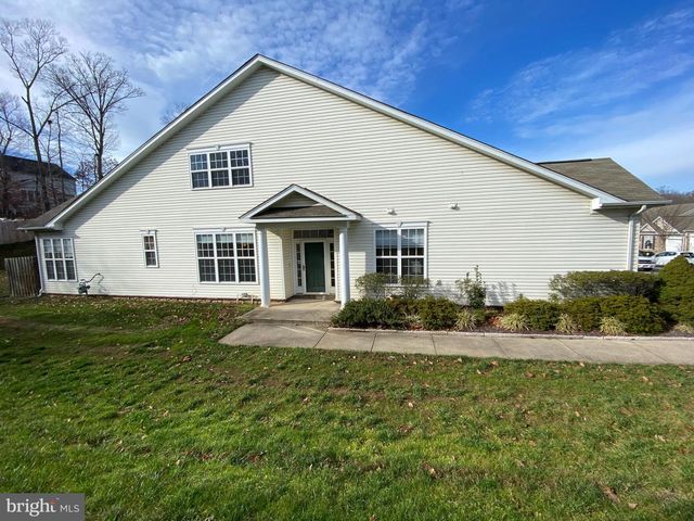 1012 MAUREEN DR, Fredericksburg, VA 22401