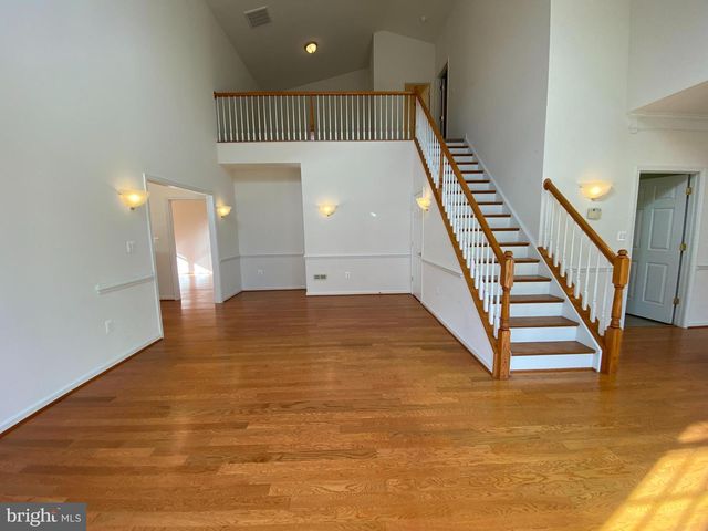 1012 MAUREEN DR, Fredericksburg, VA 22401