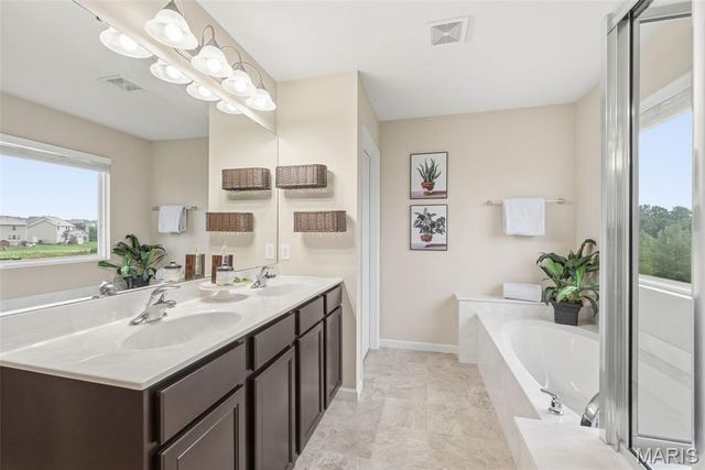 2113 Maple Glen Court, St Peters, MO 63376