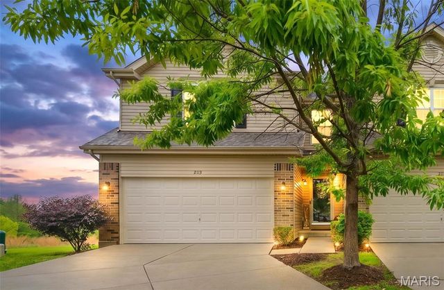 2113 Maple Glen Court, St Peters, MO 63376