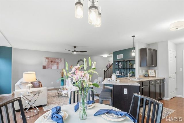 2113 Maple Glen Court, St Peters, MO 63376