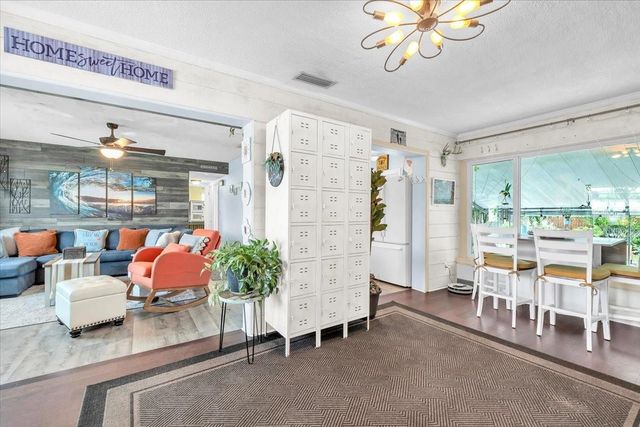 1101 LEMONWOOD AVENUE, Bradenton, FL 34207