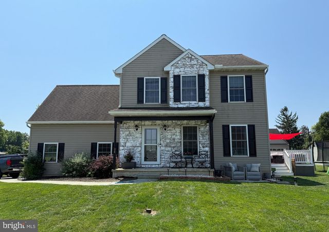 24 KATIE LN, Lancaster, PA 17602